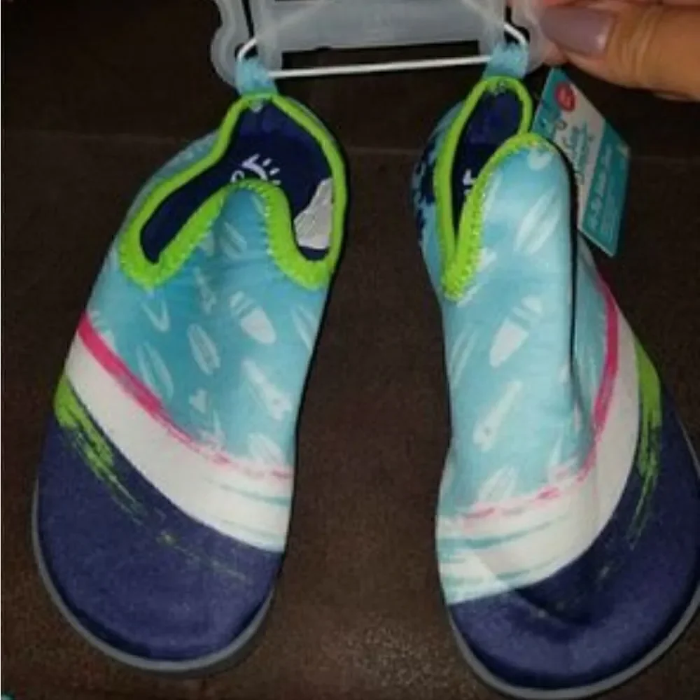 Nwt Toddler Boys Water Shoes
